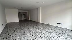 Sims Avenue (D14), Shop House #634963701